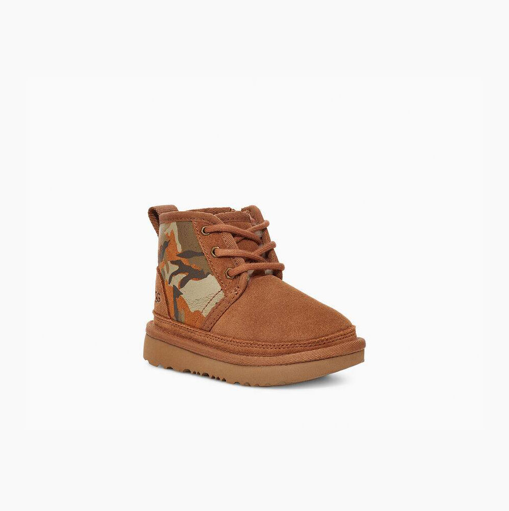 UGG Neumel II Camo Neumel Boots Barn Bruna Camo | B1B17H5M