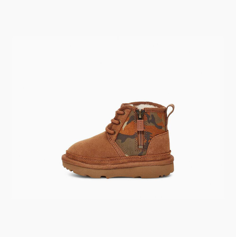UGG Neumel II Camo Neumel Boots Barn Bruna Camo | B1B17H5M